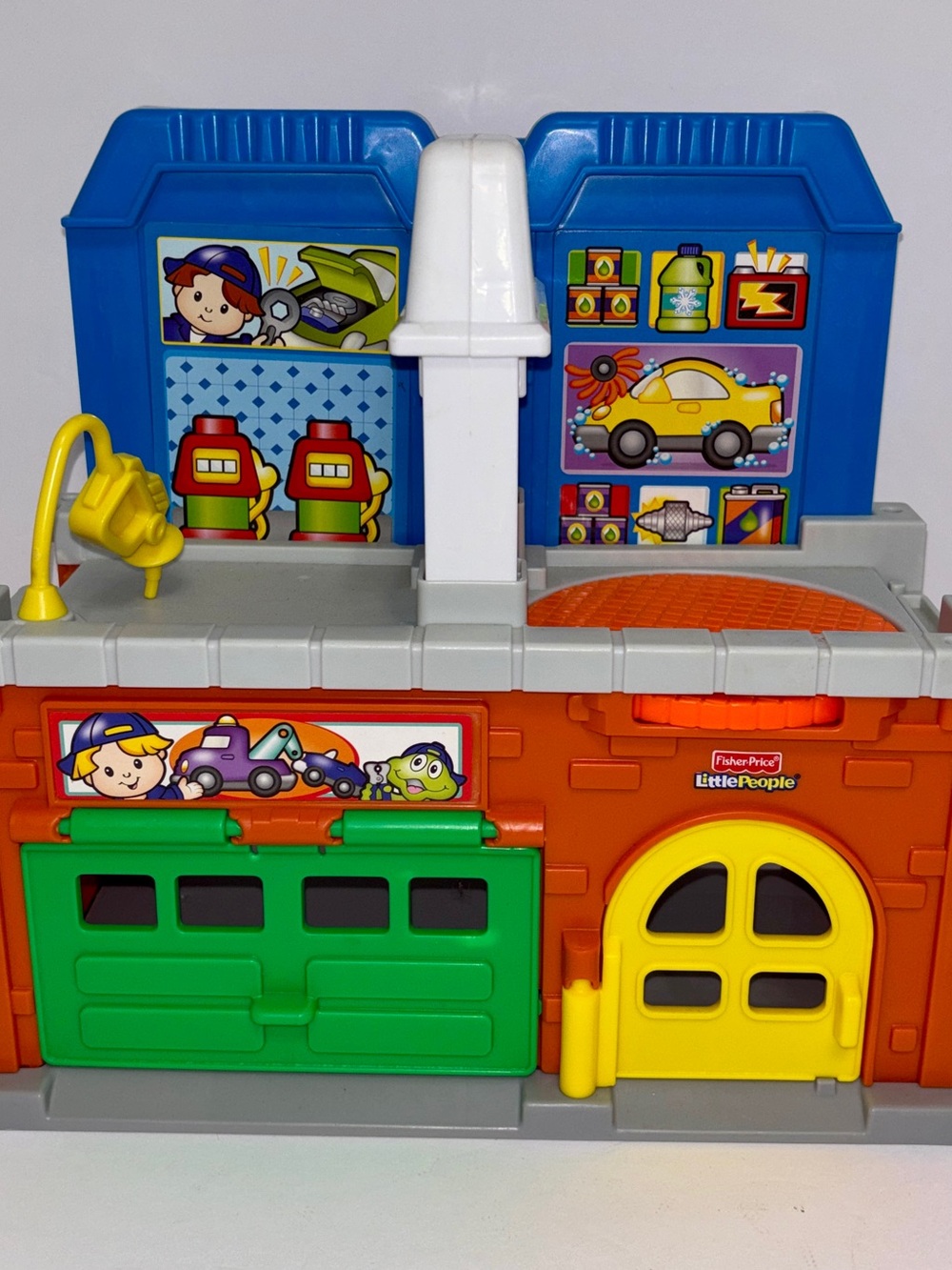 Vintage Fisher-Price Little People Discovery Village Garage & Car Wash Building